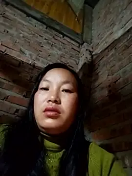 Snapshot of miss-su chatting on 02.22.26 miss-su online show from 02.22.26