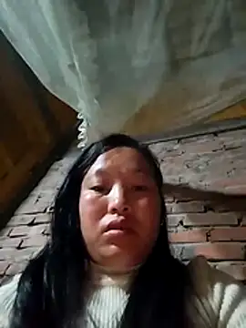 Snapshot of miss-su chatting on 02.28.26 miss-su online show from 02.28.26