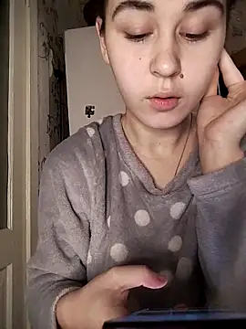 Snapshot of ToryTayler chatting on 02.16.26 ToryTayler online show from 02.16.26