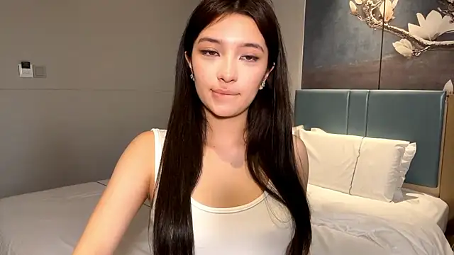 Snapshot of LaurelLeier chatting on 03.30.26 LaurelLeier online show from 03.30.26