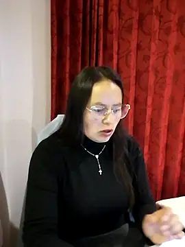 Daliz Leon online show from 11.07.25