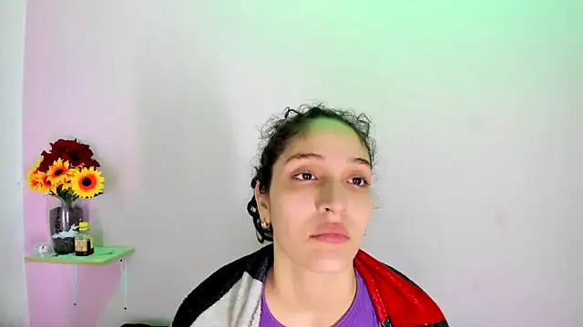 Snapshot of TeensNews18 chatting on 10.04.25 TeensNews18 online show from 10.04.25