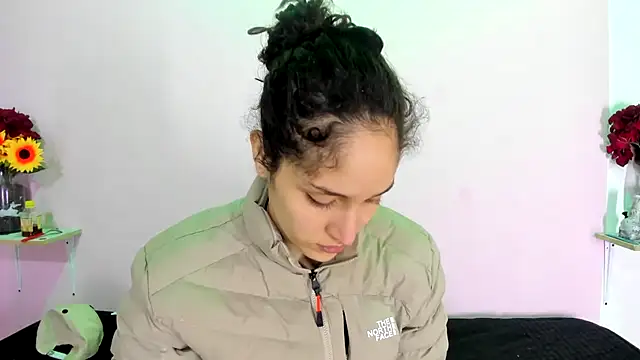 Snapshot of TeensNews18 chatting on 10.17.25 TeensNews18 online show from 10.17.25