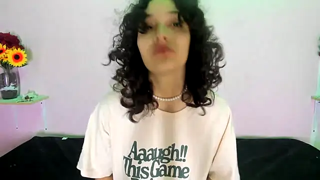 Snapshot of TeensNews18 chatting on 10.26.25 TeensNews18 online show from 10.26.25