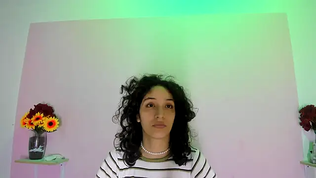 Snapshot of TeensNews18 chatting on 10.28.25 TeensNews18 online show from 10.28.25