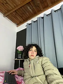 Snapshot of TeensNews18 chatting on 03.04.26 TeensNews18 online show from 03.04.26