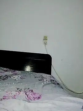 Banouti 23 online show from 09.23.25