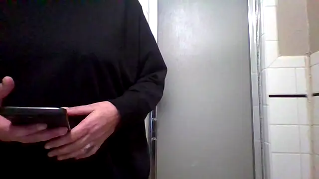 Bored Grandma online show from 12.04.25