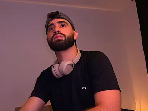 Snapshot of zack_sullivan22 chatting on 10.09.25 zack sullivan22 online show from 10.09.25