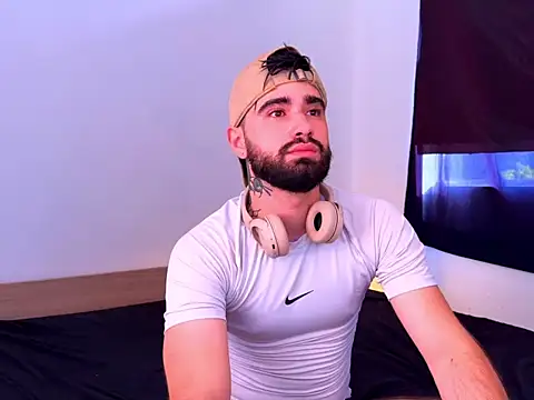 Snapshot of zack_sullivan22 chatting on 10.11.25 zack sullivan22 online show from 10.11.25