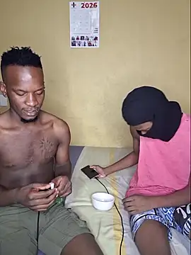 Snapshot of RAWFREAKYVERSE chatting on 02.11.26 RAWFREAKYVERSE online show from 02.11.26