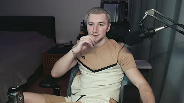 Elvin Vaenight online show from 11.21.25