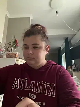 AliceCurlyX online show from 12.03.25