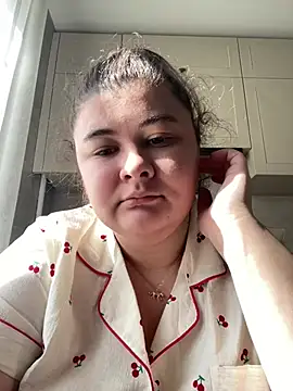 AliceCurlyX online show from 03.11.26