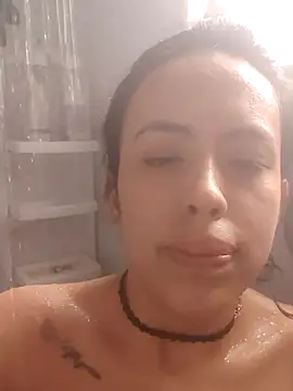 Snapshot of Queen_Ashly chatting on 04.19.26 Queen Ashly online show from 04.19.26