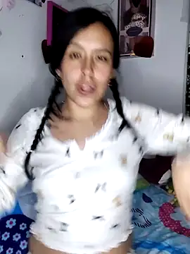 Queen Ashly online show from 06.05.26
