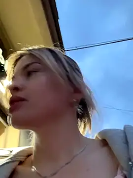 SMELLSEX online show from 09.18.25