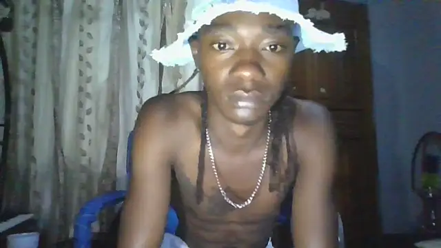 Snapshot of Nykho17 chatting on 12.16.25 Nykho17 online show from 12.16.25