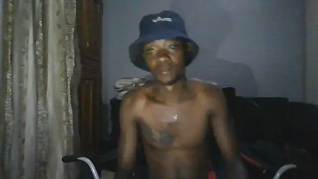 Snapshot of Nykho17 chatting on 02.05.26 Nykho17 online show from 02.05.26