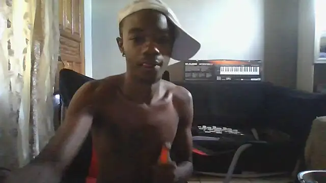 Snapshot of Nykho17 chatting on 03.25.26 Nykho17 online show from 03.25.26