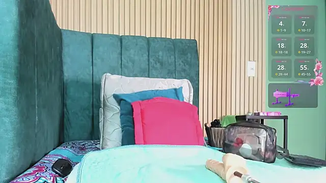 Snapshot of EvelynFoxx- chatting on 02.17.26 EvelynFoxx- online show from 02.17.26