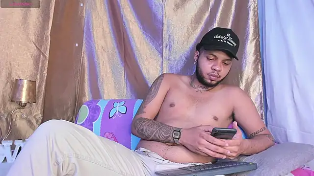 Snapshot of RickyAndSharlot chatting on 01.14.26 RickyAndSharlot online show from 01.14.26