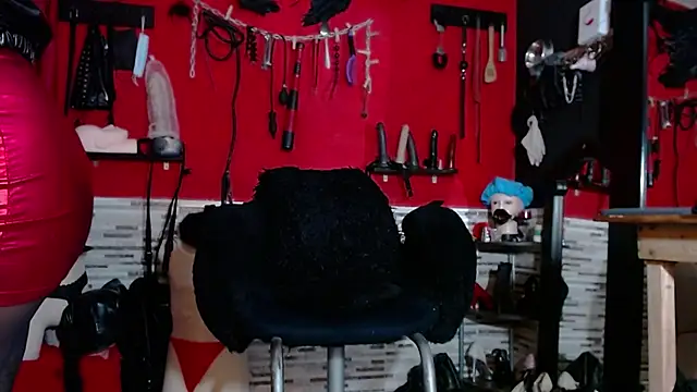 Snapshot of Miss_Mirandaa chatting on 03.19.26 Miss Mirandaa online show from 03.19.26