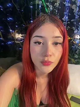 Snapshot of Ashly_cutee chatting on 06.01.26 Ashly cutee online show from 06.01.26
