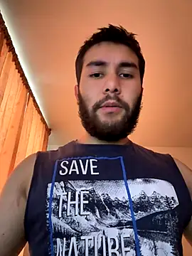Snapshot of Diicaprio69 chatting on 09.17.25 Diicaprio69 online show from 09.17.25