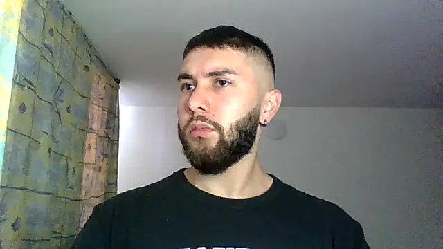 Snapshot of Diicaprio69 chatting on 09.30.25 Diicaprio69 online show from 09.30.25