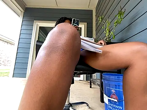 Snapshot of princesslivv chatting on 09.17.25 princesslivv online show from 09.17.25