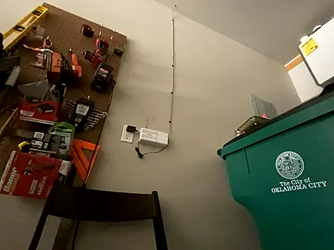 Snapshot of princesslivv chatting on 10.18.25 princesslivv online show from 10.18.25