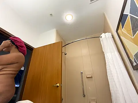 Snapshot of princesslivv chatting on 11.01.25 princesslivv online show from 11.01.25