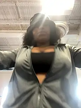 Snapshot of princesslivv chatting on 01.06.26 princesslivv online show from 01.06.26