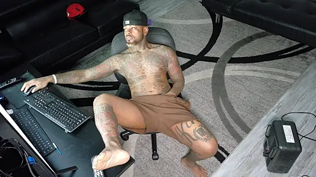 SLANGONDEMHOES online show from 09.10.25