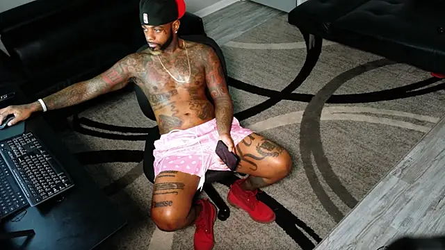 SLANGONDEMHOES online show from 10.04.25