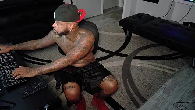 SLANGONDEMHOES online show from 10.17.25