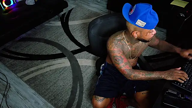 SLANGONDEMHOES online show from 12.04.25