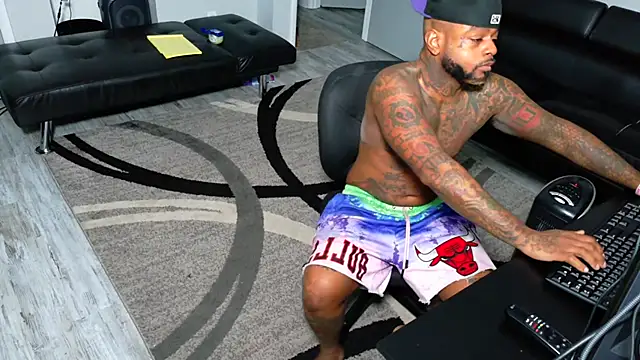 SLANGONDEMHOES online show from 12.15.25