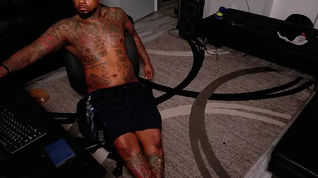 SLANGONDEMHOES online show from 05.04.26
