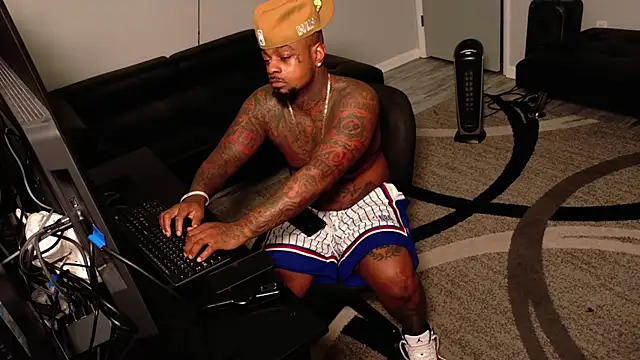 SLANGONDEMHOES online show from 05.11.26