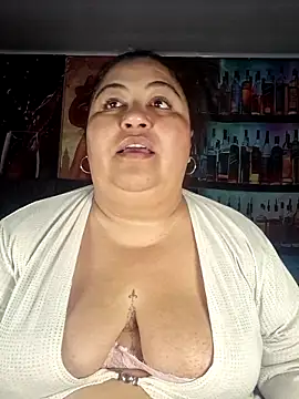 curvy diva  online show from 05.04.26