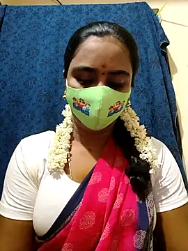 mini-queen online show from 11.11.25