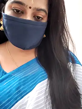 Snapshot of saritha29 chatting on 05.17.26 saritha29 online show from 05.17.26