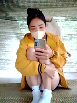 Snapshot of Georgia_here chatting on 11.03.25 Georgia here online show from 11.03.25