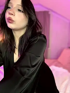 Snapshot of YourLittleDevil chatting on 01.12.26 YourLittleDevil online show from 01.12.26