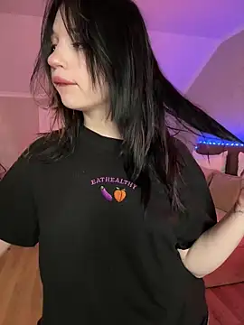 Snapshot of YourLittleDevil chatting on 03.06.26 YourLittleDevil online show from 03.06.26