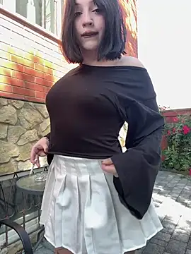 YourLittleDevil online show from 06.18.26