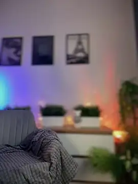 YourLittleDevil online show from 08.01.26