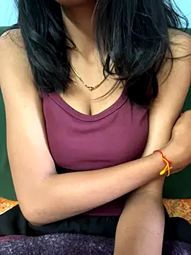 Snapshot of joyajaan911 chatting on 10.11.25 joyajaan911 online show from 10.11.25